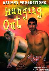 Guarda il film completo - Hanging Out