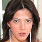Vanessa De Oliveira profile