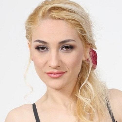 Luna Melba