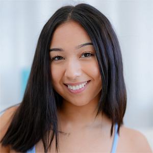 Liora Vane