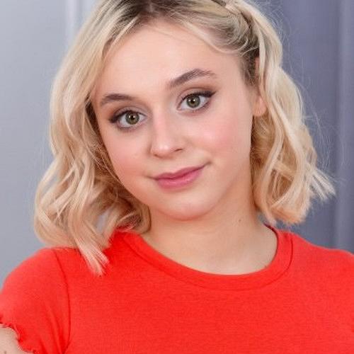 Molly Cute