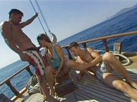 Kijk nu - Rita faltoyano given a glorious double penetration fuck outdoors on a boat