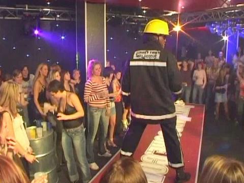 Jasmine Is An Extremely Horny Chick Today