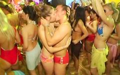 Group sex XXX beach party hot blondes and brunettes giving blowjobs - movie 2 - 4