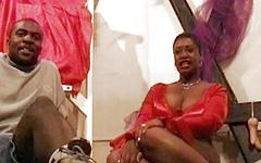 Juicy est une fille noire aux seins énormes - movie 1 - 2