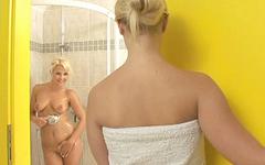 Megan Smith and Amina love sex in the bathroom - movie 3 - 2