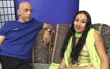 Download Indira gets her curry hole creampied