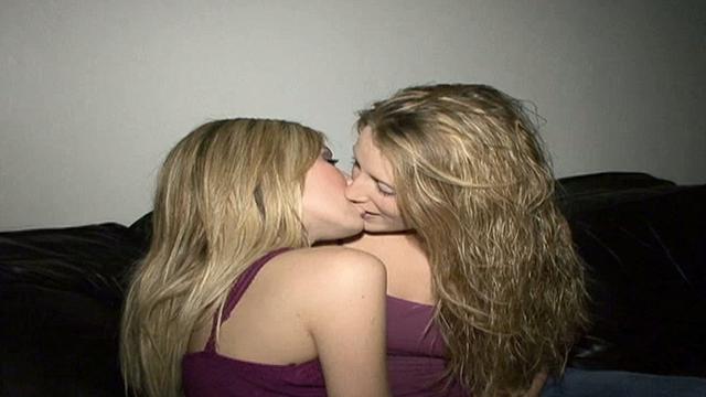 Cara Dee And Her Girlfriends Lez Out