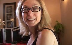 Vilma is one horny MILF join background