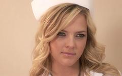 Kijk nu - Alexis texas is a registered nurse with cum on her face