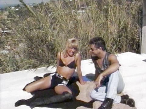 Leslie Glass Is A Hollywood Amateur