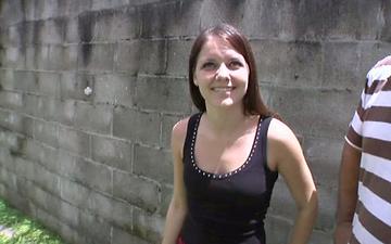 Download Michelle peters looks into the camera and right at you as she cums
