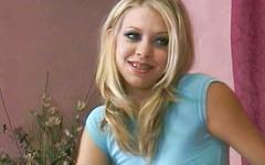 Leah Luv is a teen worth trying join background