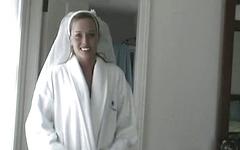 Kijk nu - Martha is a horny new bride
