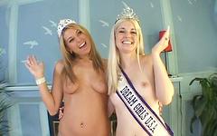 Guarda ora - Tiffany rayne and charlotte stokely are on the prom team