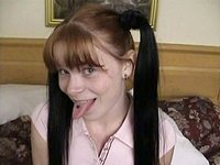 Ver ahora - Pinky loves eating cum