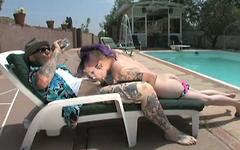 Punker slut Daisy Tanks shows her tattoos while sucking in a face fuck - movie 2 - 3