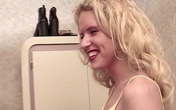 Download Teens buffy and verrah in foursome with cumshots