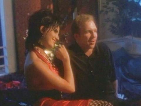Wendi Knight Has Sex Outdoors And So Does Linda Diego