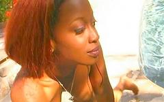 Regarde maintenant - Kenya pleasures herself with a human dildo for the nasty video magazine