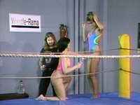 Ver ahora - Misty rain gets sexual in the ring with another woman