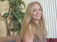 Guarda ora - Allie perdue is a horny neighbor