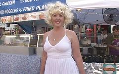 Lorraine is naked in Key West - movie 2 - 4