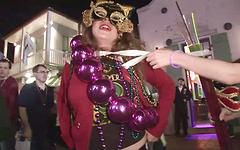 Aria flashes her tits during Mardi Gras festivities - movie 1 - 3