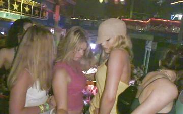 Download Nastina is a night club flasher