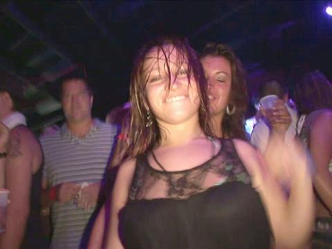  Shelly Enjoys Having Sex On Campus