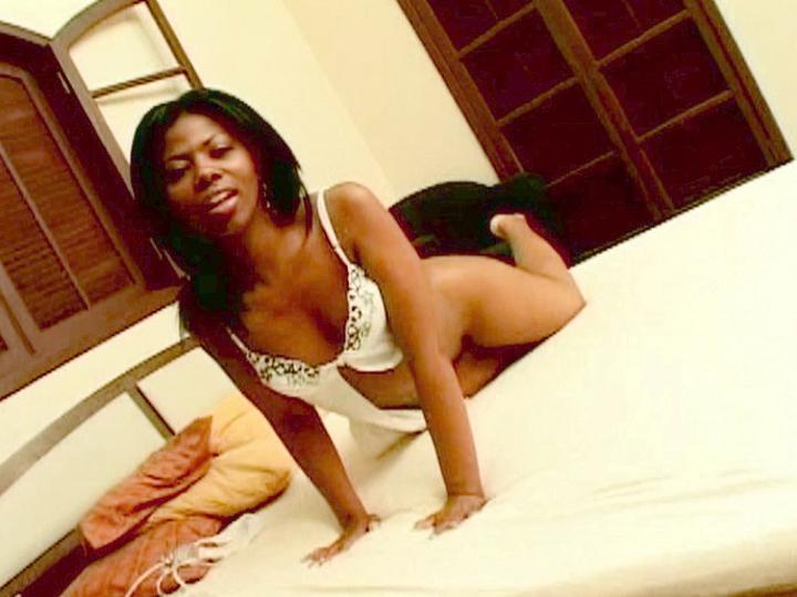 Amigaquisha Is From The Infamous Bang House