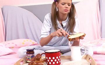 Download Cute jenny is boned hard in the pussy by her boyfriend who is full of cum