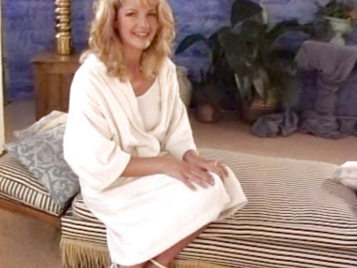 Leora Is Another Dirty Blonde