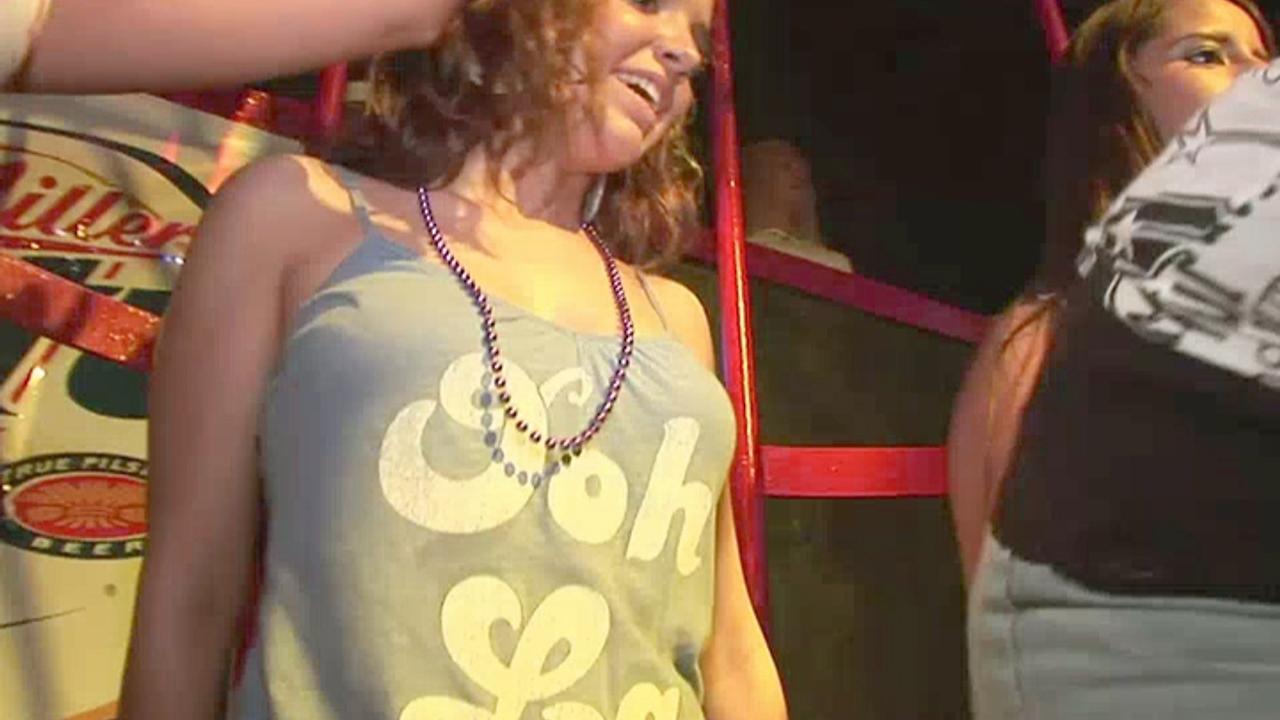 Hot college party girls flash their tits in public at a nightclub