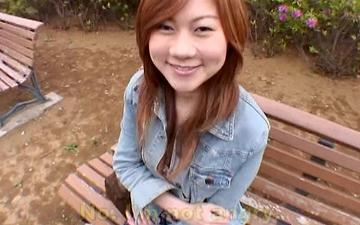 Descargar Lovely rika fujimoto shows how hardcore an asian teen can be if she wants