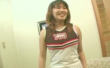 Download Koi hatoyama is a little asian cheerleader