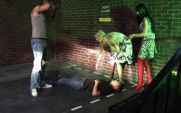 Download Jane darling and sarah twain have a xxx foursome on the gritty city street