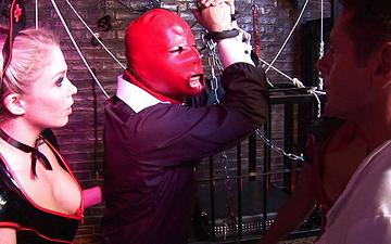 Scaricamento Kinky naughty nurses jamie brooks and antonia deona fuck in bdsm dungeon
