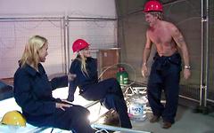 Carly Parker Has A Threesome With Her Construction Partners - movie 1 - 2