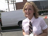 Jetzt beobachten - 18-year-old blonde skyy cherry gets fucked in schoolgirl uniform