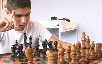 Scaricamento Latino gives rimjob and anal pounding after chess game.