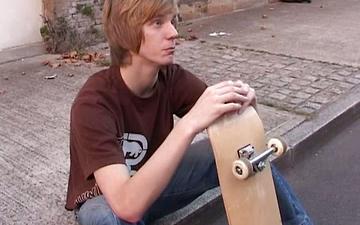 Download Mop-topped skater punk gets a bareback pounding from well hung twink