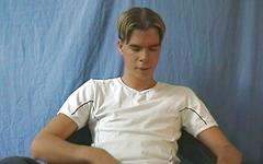 Amateur nineteen year old twink rides a gigantic dildo - movie 5 - 2