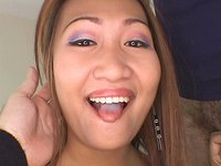 Kijk nu - Asian pornstars show you what it is like behind the scenes on a porn shoot!