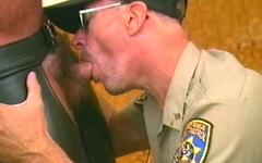 Hairy leather bear swaps blowjobs with daddy police officer - movie 1 - 5