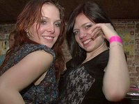 Kijk nu - Sexy amateur girls all getting their hardcore on at this big party scene