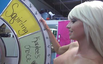 Herunterladen Kaylee hilton und rikki six im doppelpack mit porno dan