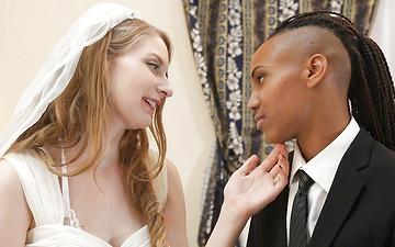 Download Ela darling fucks her new bride with a strapon