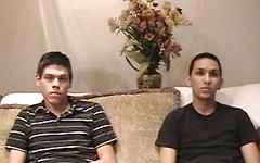 Kijk nu - Amateur straight latinos suck each other's cocks for cash