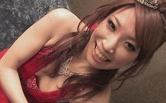 Asian princess in her crown gets herself off - movie 1 - 7